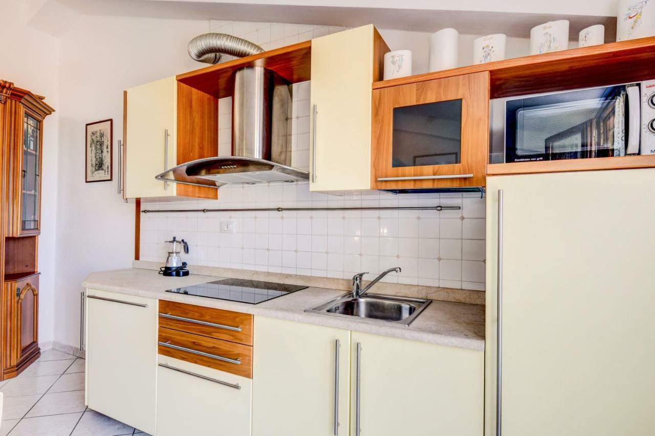 Sarno Apartments Caravaggio Sirmione Luaran gambar