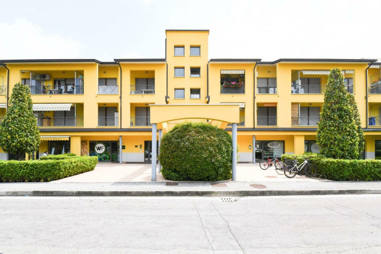 Sarno Apartments Caravaggio Sirmione Luaran gambar