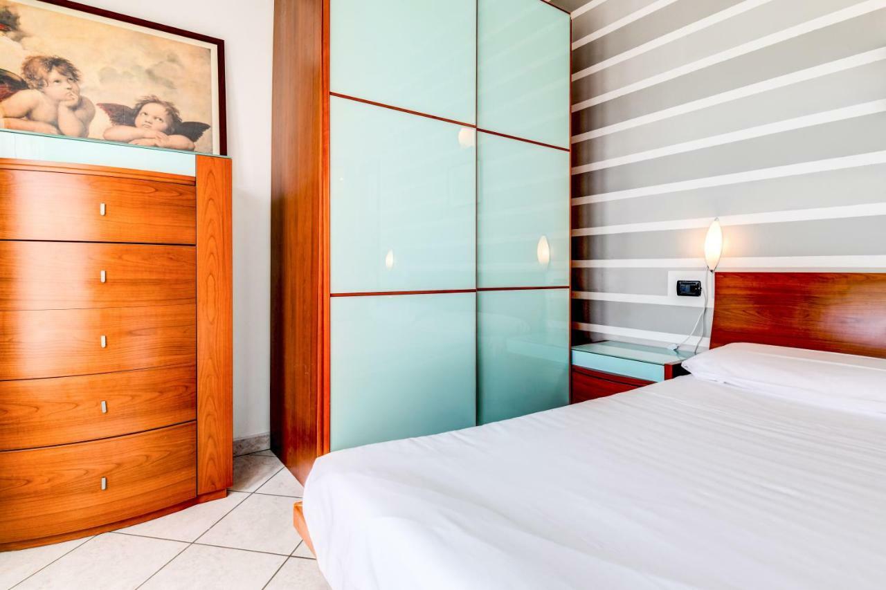 Sarno Apartments Caravaggio Sirmione Luaran gambar